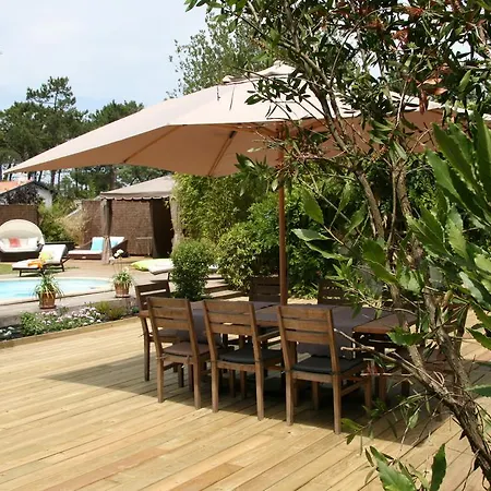 D'hotes Etchebri Bed & Breakfast