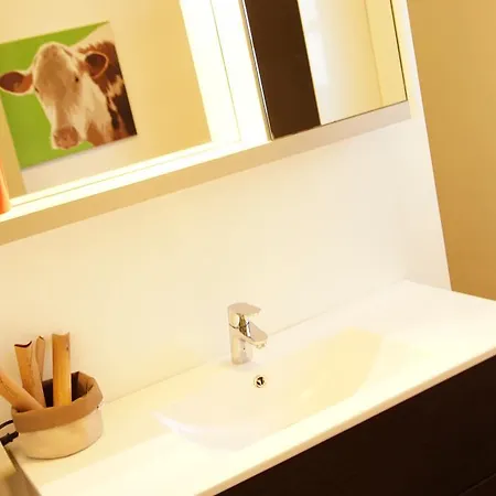 D'hotes Etchebri Bed & Breakfast