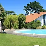 Villa Etchebri- Maison D'Hotes De Charme Bed and Breakfast