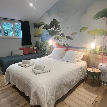 Etchebri- De Charme فندق مبيت وإفطار 4*