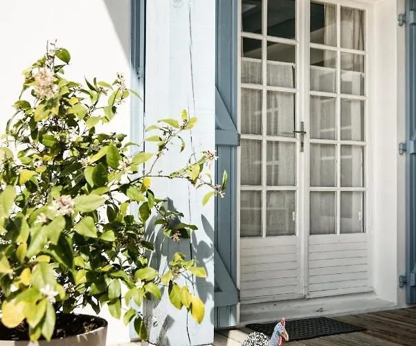 Villa Etchebri- Maison D'Hotes De Charme Bed & Breakfast 4*